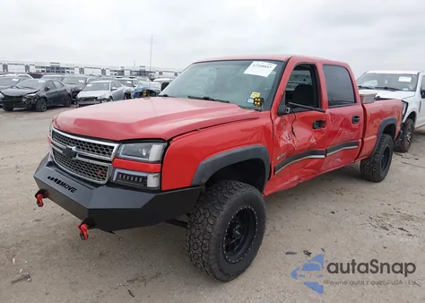 2004 Chevrolet Silverado 2500 Ls из США, поврежденный, VIN 1GCGC23U34F177550